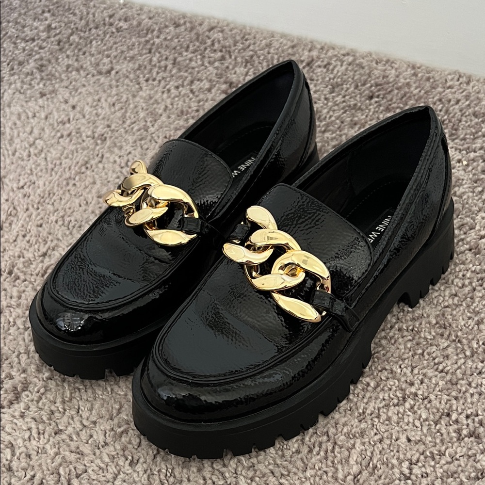 Nine West Black Patent Chunky Gold Chain Front Platform Loafers